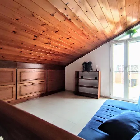 Attic Views At Veranda Kallithea Family House Apartment *